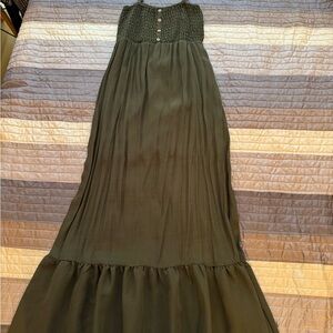 AUW Olive Green Tiered Sleeveless Maxi Sundress beach dress